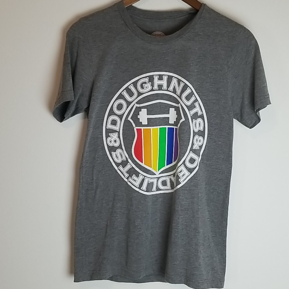 Doughnuts & Deadlifts T-Shirt‎